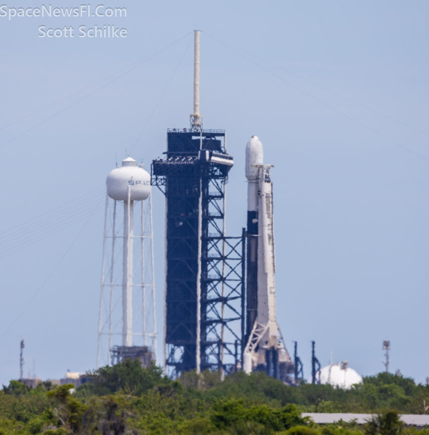 SpaceX Eutelsat 36D B-1076-12 One of Three Flights Today