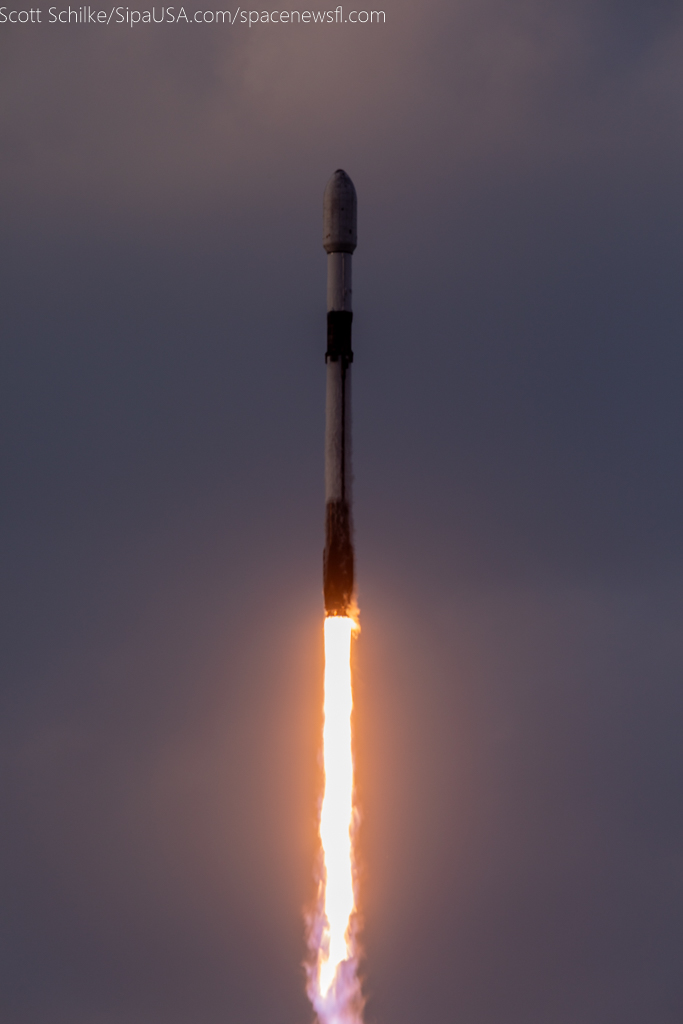 SpaceX Falcon 9 SLC-40 Liftoff