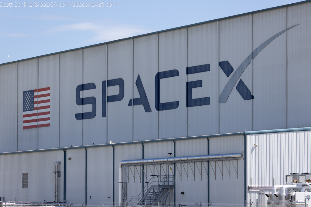 SpaceX Polaris Dawn & Crew Dragon Monday August 26th 2024 B-1083-4