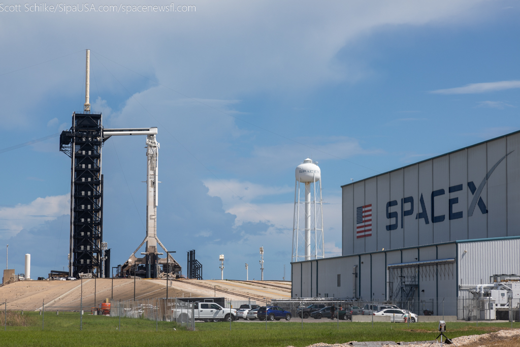 SpaceX Polaris Dawn & Crew Dragon Monday August 26th 2024 B-1083-4