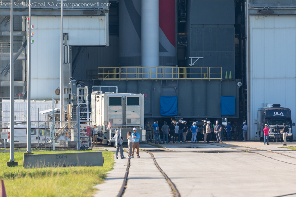 ULA  Vulcan CERT-2 Rolls To The SLC-41 Pad 9-30-24