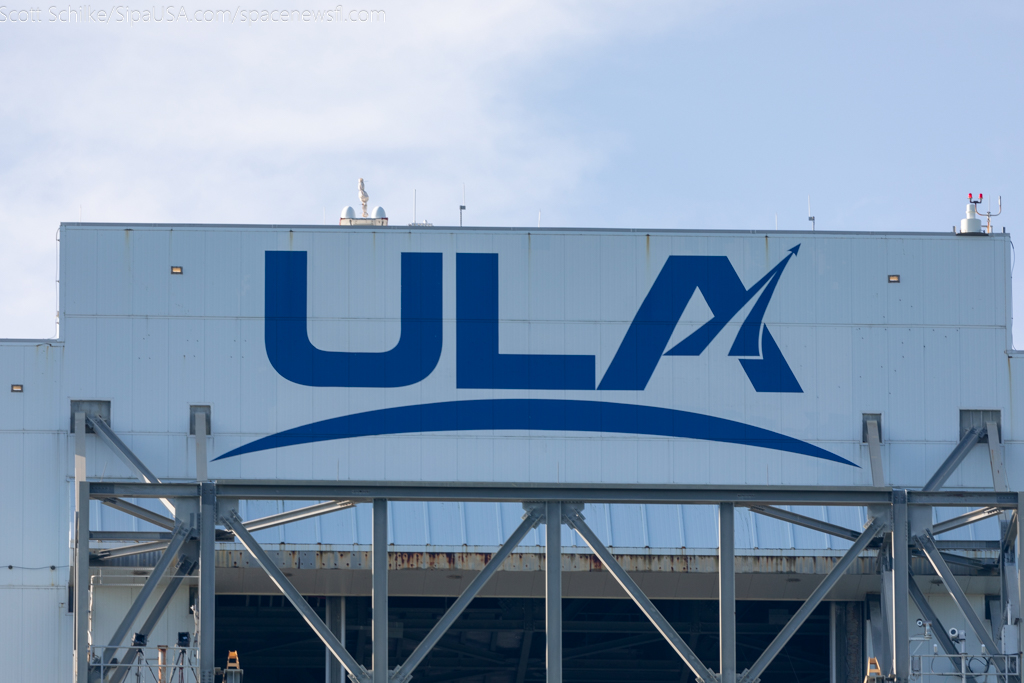 ULA  Vulcan CERT-2 Rolls To The SLC-41 Pad 9-30-24