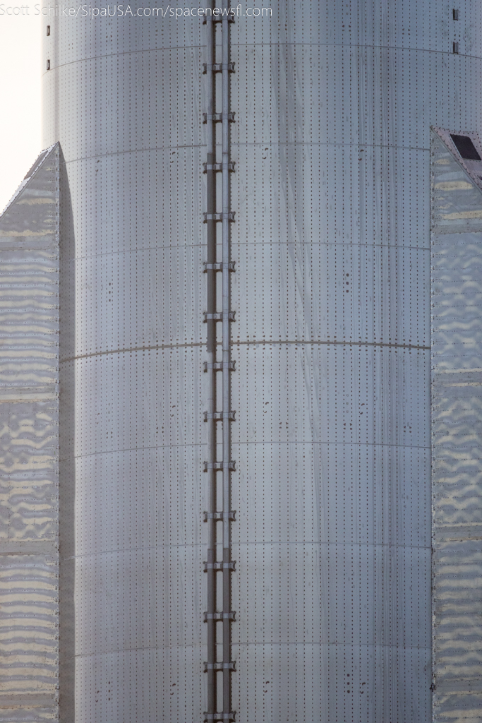 800mm Close Up Photos of heat shield tiles and booster rings 