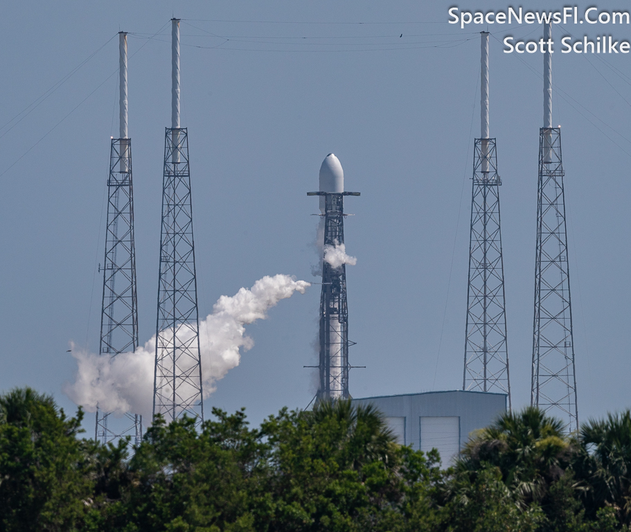 SpaceX Falcon 9 Venting Before Launch