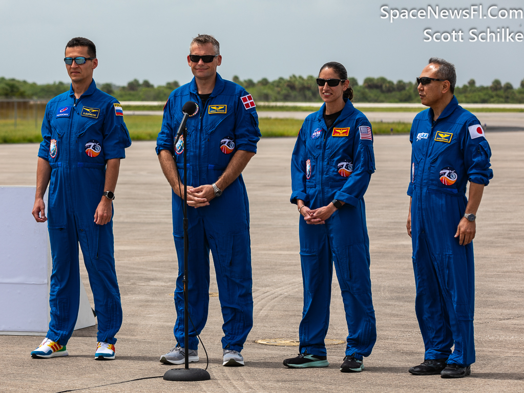 NASA SpaceX Crew 7 Waiting To Answer Questions From Media