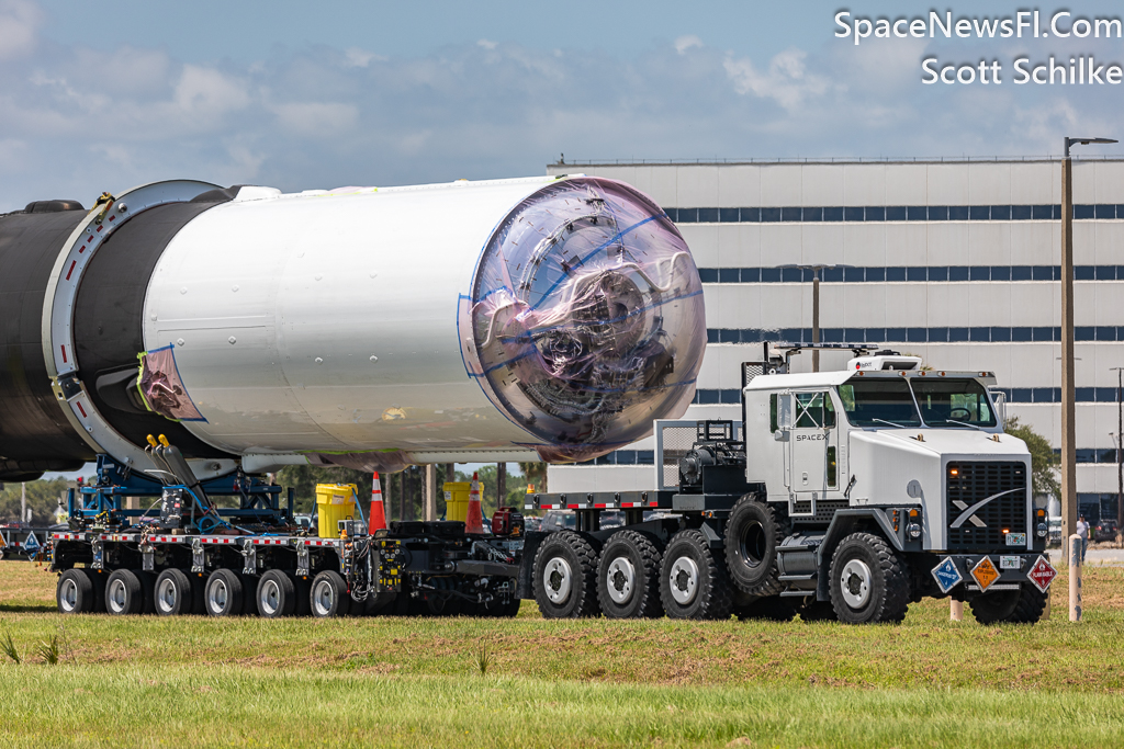 SpaceX Transports B-1077-7 From Hanger X to SLC-40 For Future Starlink 6-13 Mission