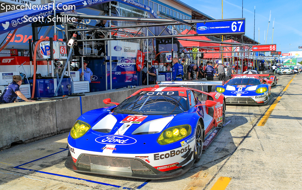 Ford Returns For The First Time With New GT-40 Sebring Pit Road