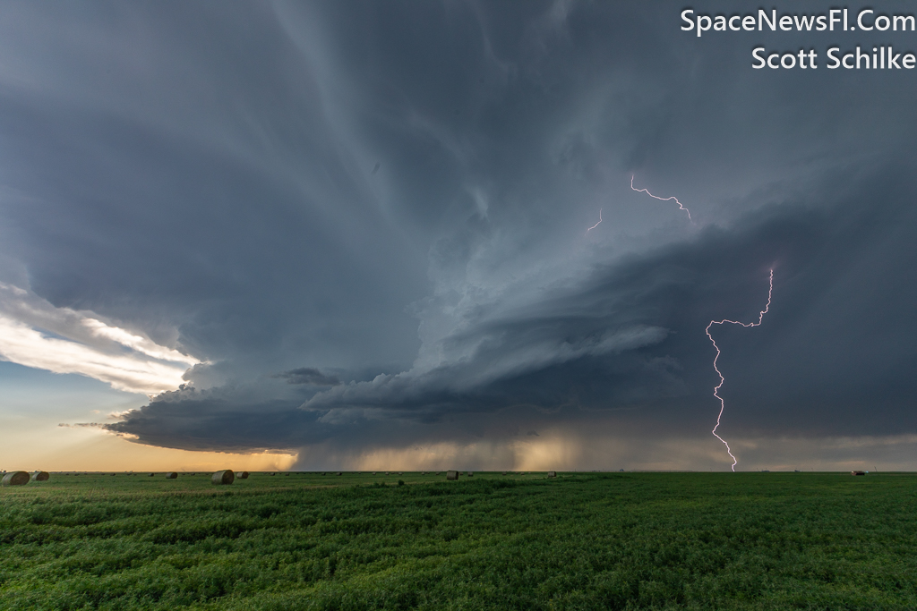 Rotating Great Plains Supercell