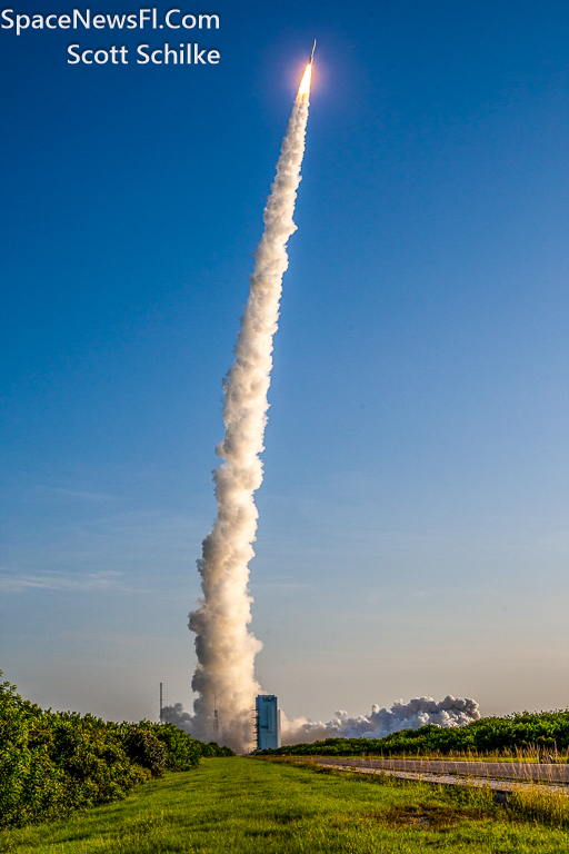 NASA ULA Mars Perseverance Rover