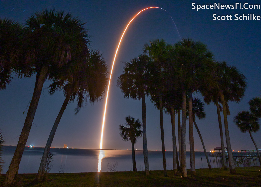 SpaceX Starlink Streak Shot SLC-40